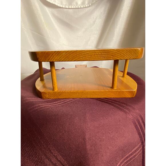 Toadily Handmade Wood 8.5 inch Paper Plate Holder carved Bear and Cub signed EUC - Picture 14 of 16